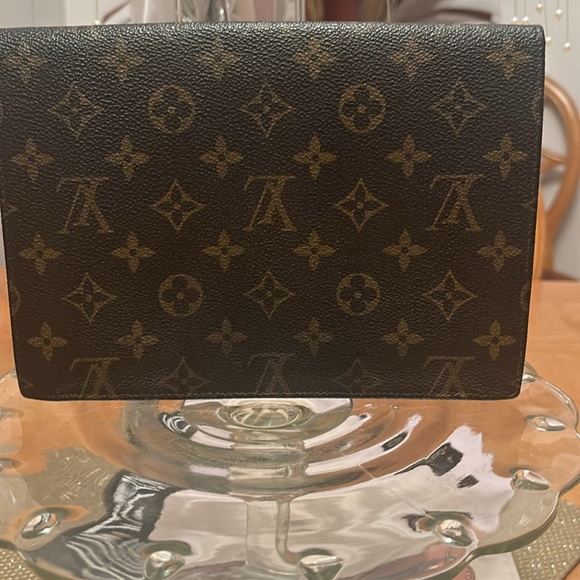 Louis Vuitton Pouch - Picture 3 of 10